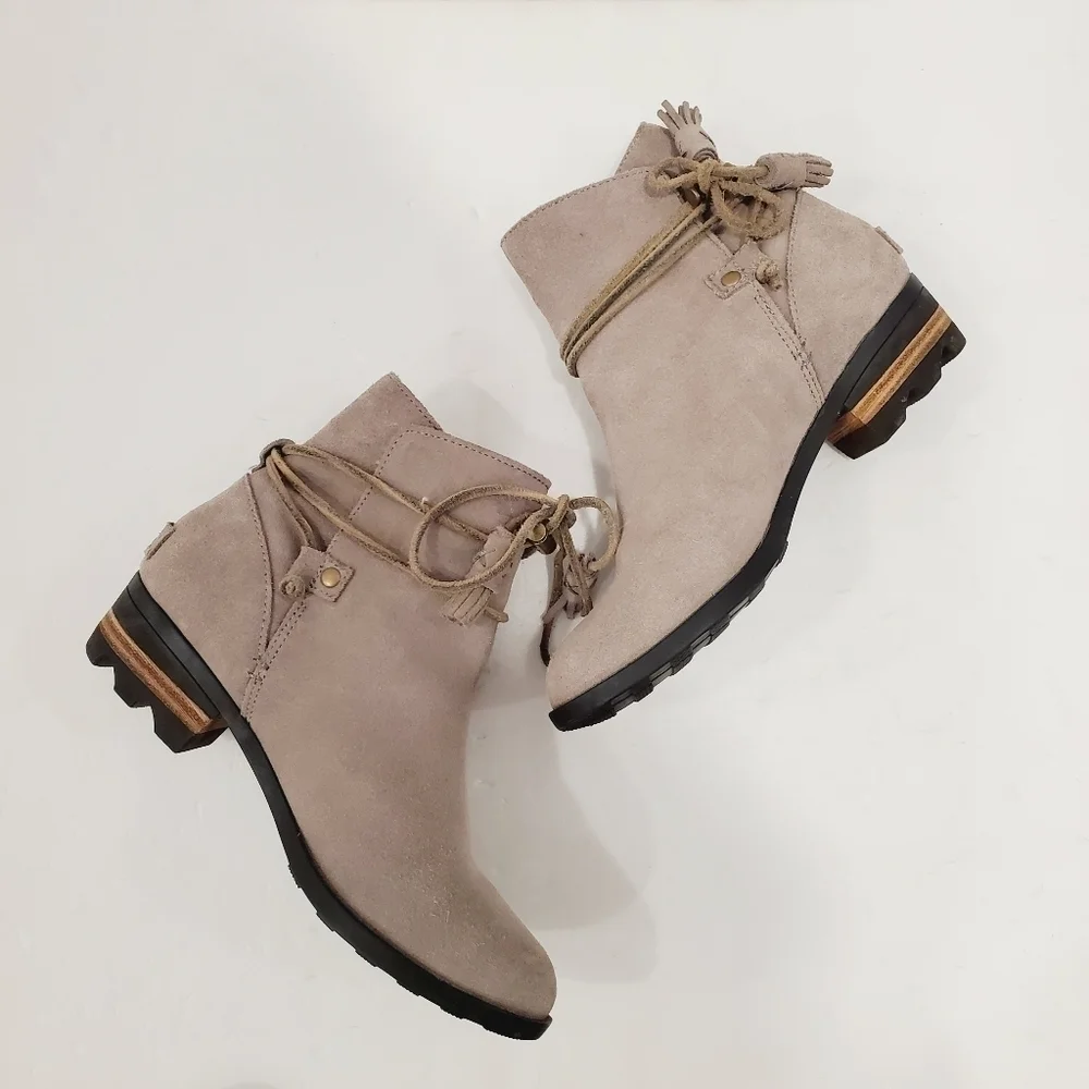 Sorel Farah Gray Suede Ankle Boots